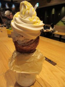 エッグセレントバイツSoftServeIcecream